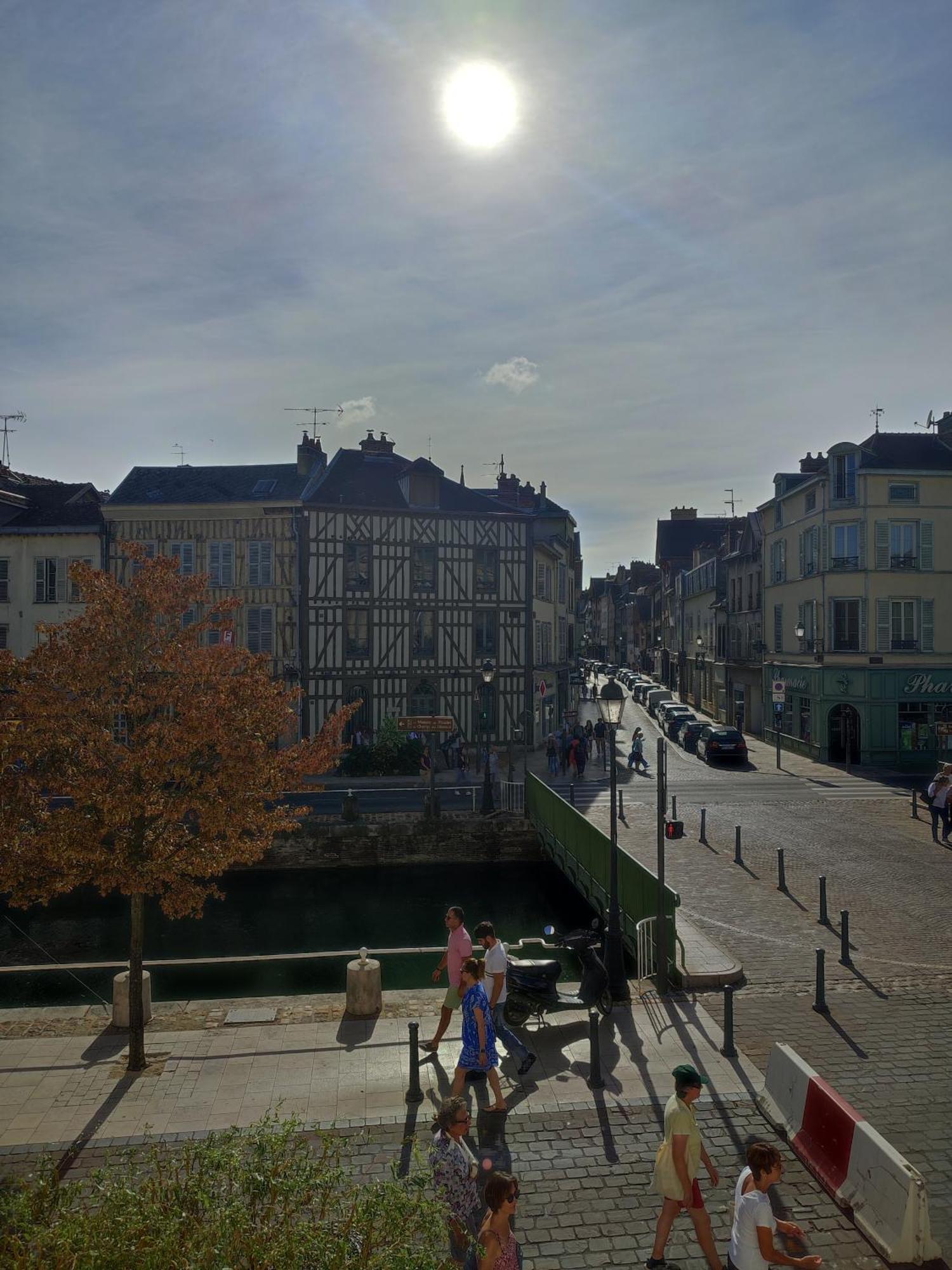 Appartement Cosy Tout Confort Troyes Buitenkant foto